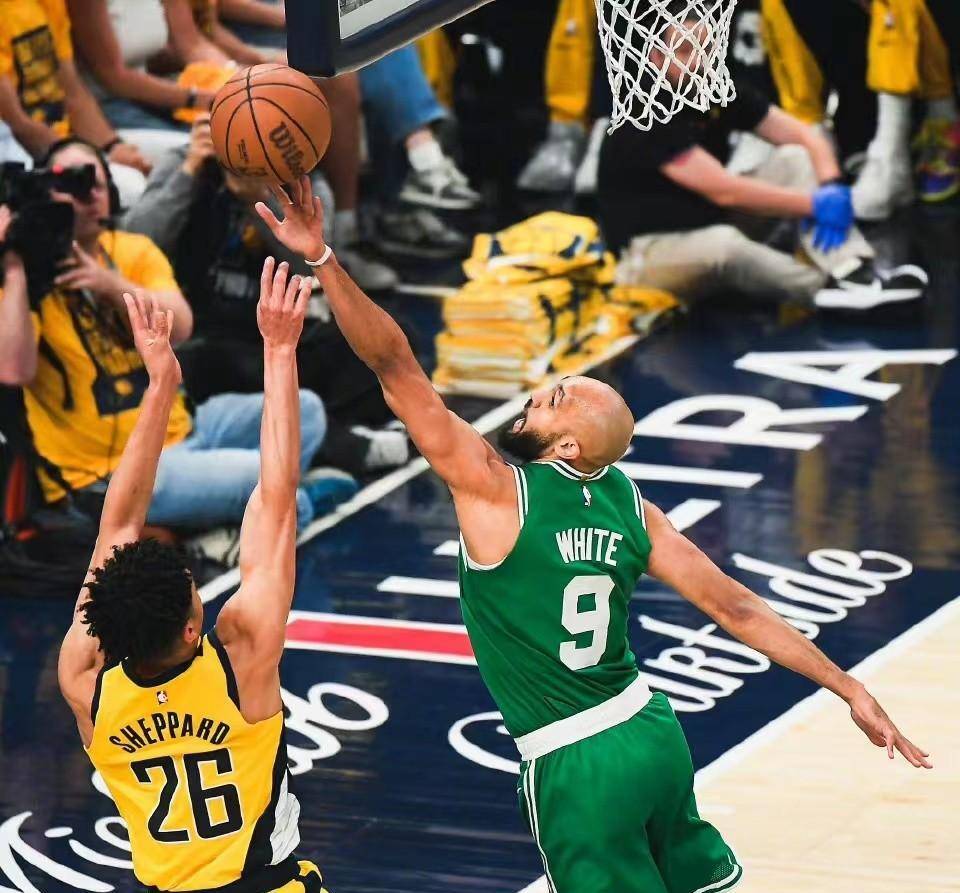 开云网页版中国官网-塔图姆意外战胜法国队，出色发挥引爆全场！全场沸腾不已(战必胜上一句和下一句)