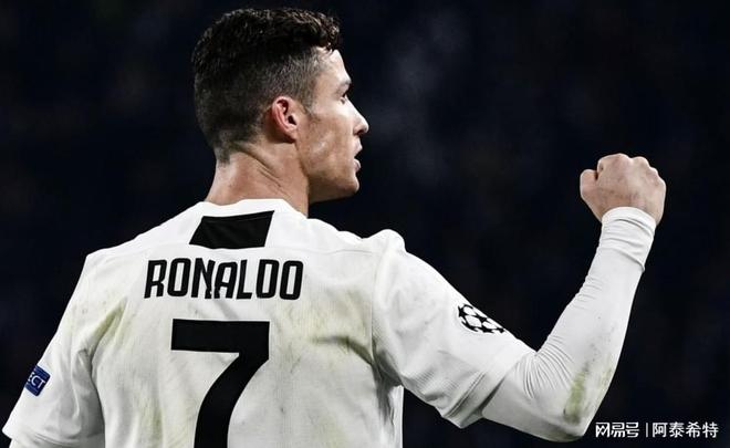 Kaiyun网页版-C罗遭遇十二持续失利，尤文图斯教练压力巨大！上演精彩一战(复工之后c罗开挂,尤文图斯九连冠延续最强王朝)