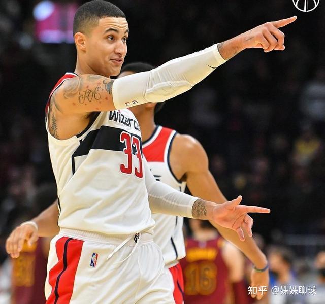 荷甲倒计时,马赛冲刺阶段门线救险,细节引发关注,更衣室稳定,赛季目标并未改变(西班牙甲级联赛裁判员结束比赛时球进门) 荷甲倒计时,马赛冲刺阶段门线救险,细节引发关注,更衣室稳定,赛季目标并未改变(西班牙甲级联赛裁判员结束比赛时球进门)